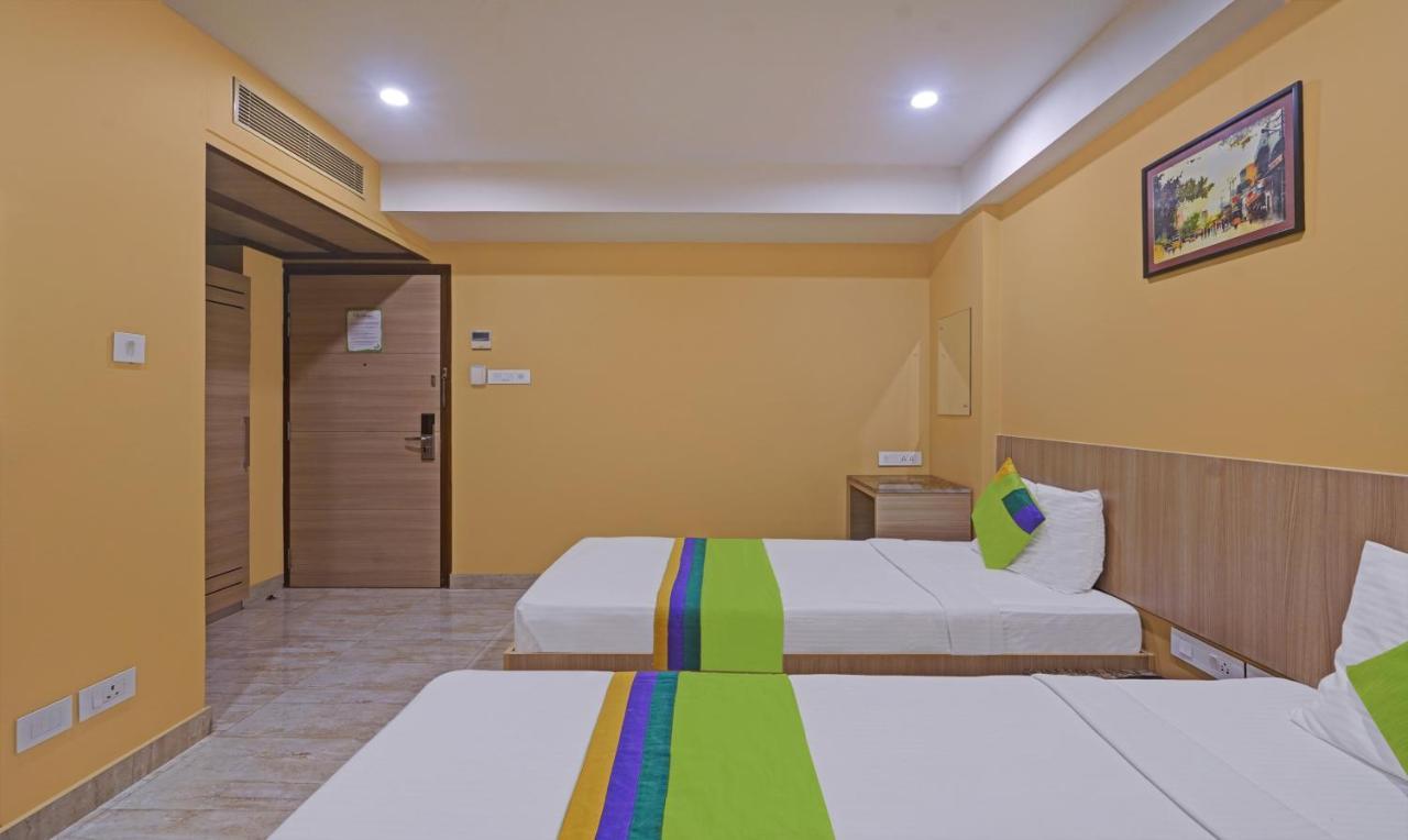 Treebo Fourth Avenue Hotel Csennai Kültér fotó