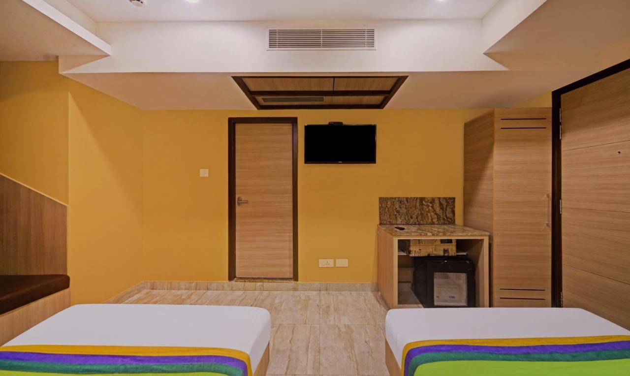 Treebo Fourth Avenue Hotel Csennai Kültér fotó