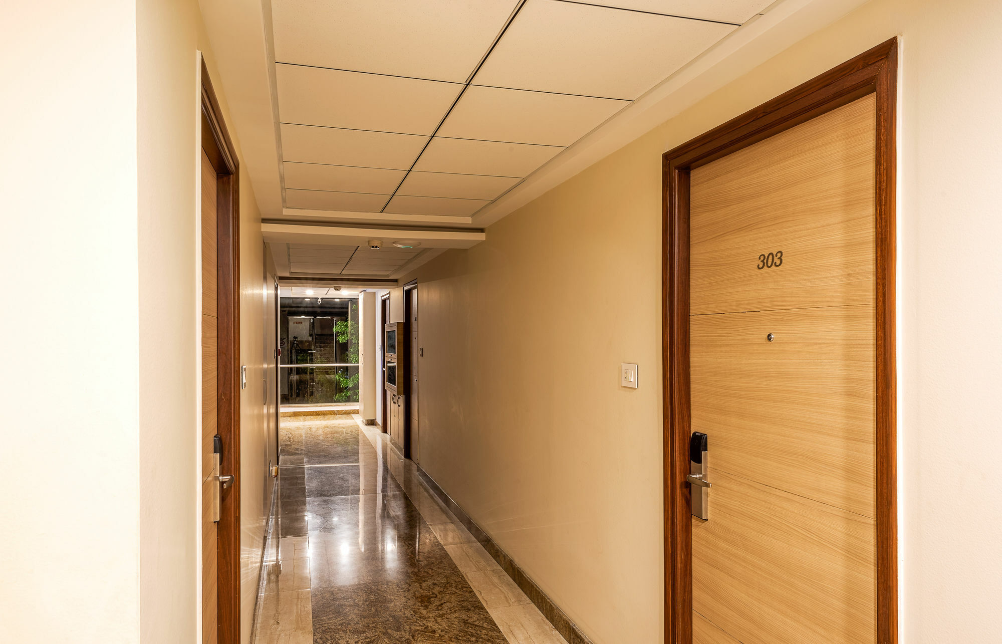 Treebo Fourth Avenue Hotel Csennai Kültér fotó