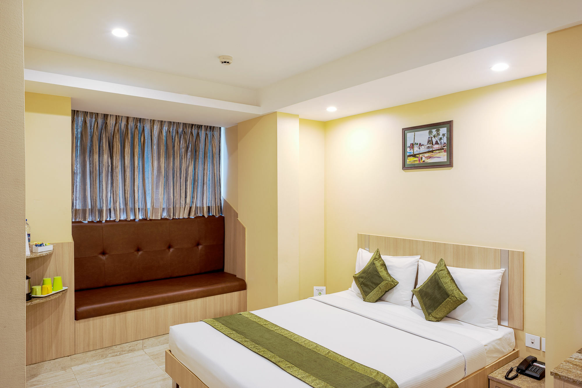 Treebo Fourth Avenue Hotel Csennai Kültér fotó